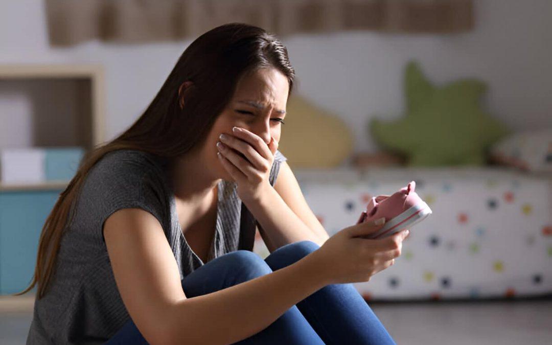 How to Support Grieving Parents: A Compassionate Guide
